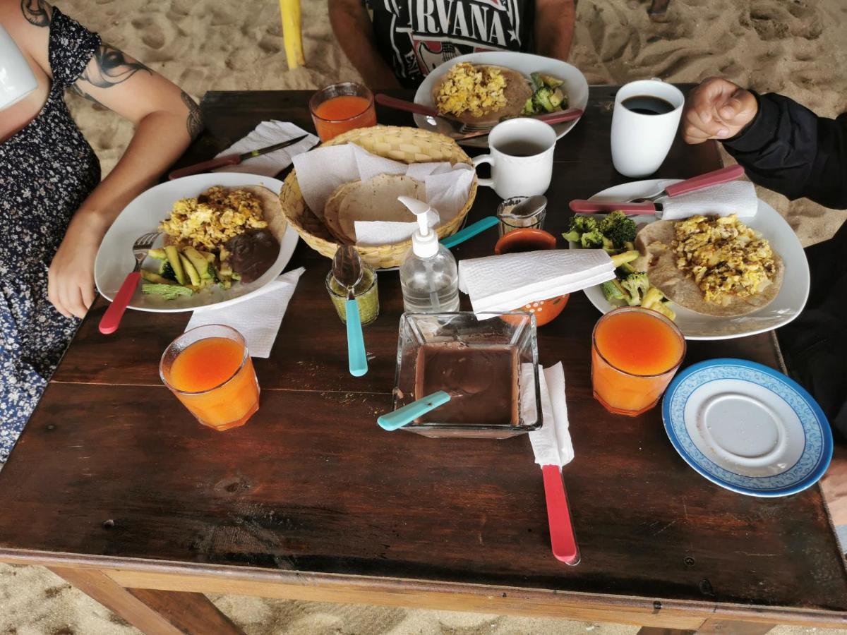 La Maxima & Lgbt Hotell Zipolite Eksteriør bilde